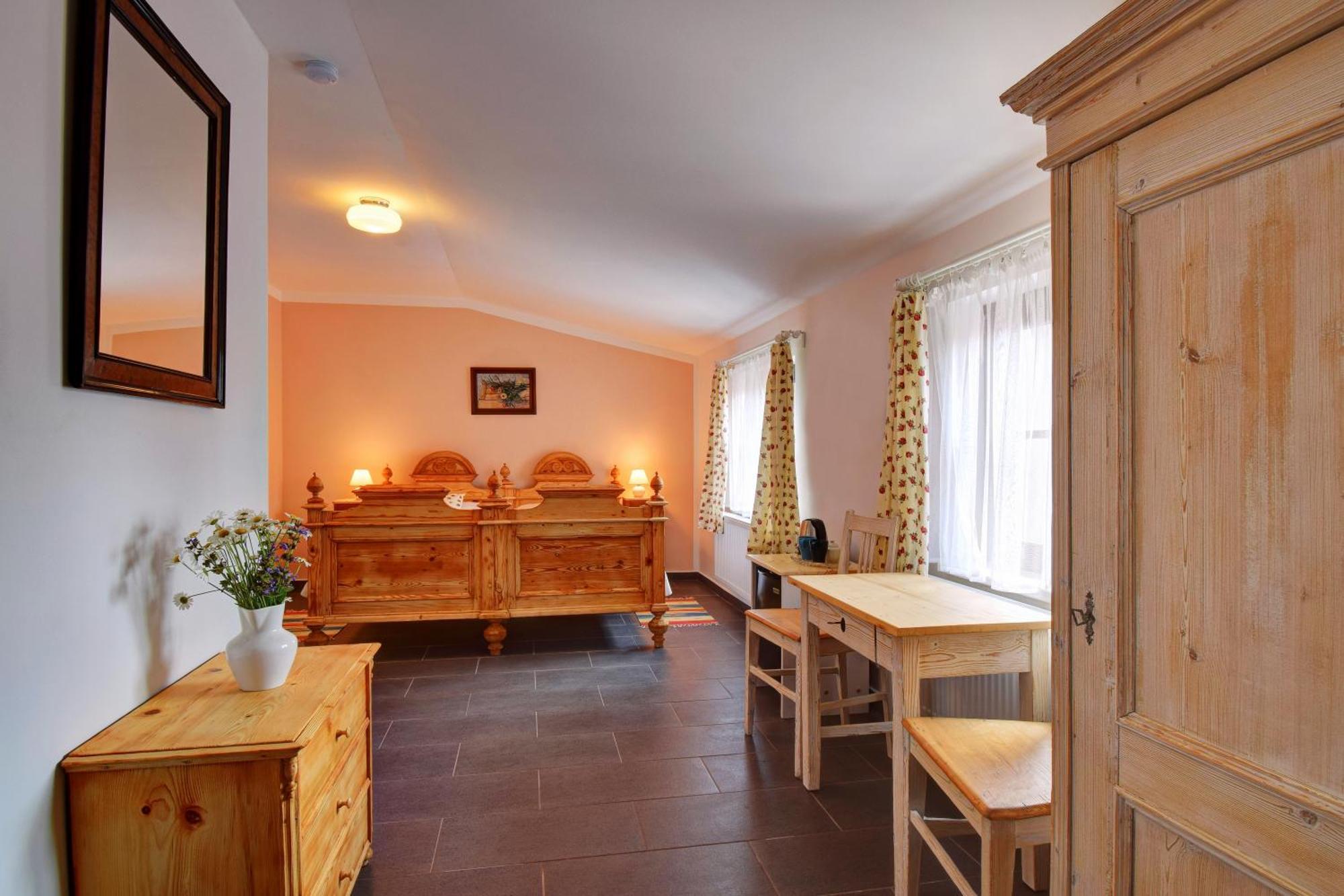 Na Letnim Byte Kourim Номер фото